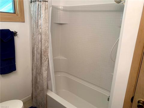 11575 Ronald Dr, Parma, OH 44130 photo 7