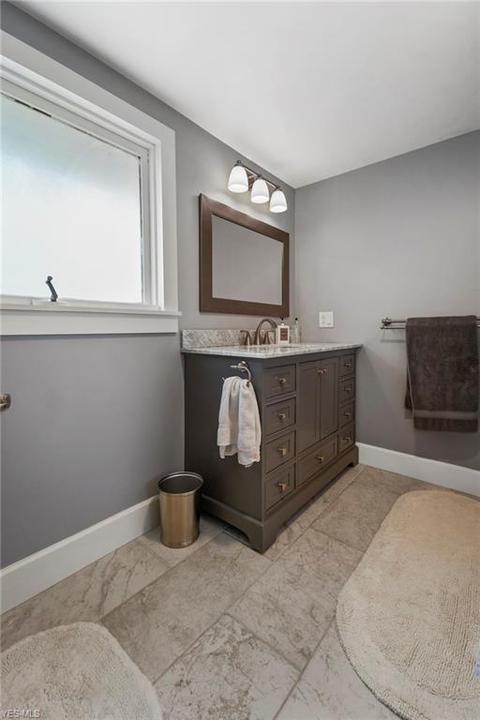116 Bell Ave, Dover, OH 44622 photo 9