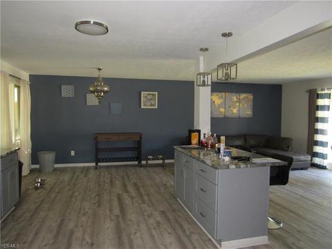 870 E Decker Dr, Seven Hills, OH 44131 photo 6