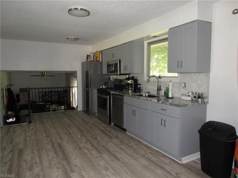 870 E Decker Dr, Seven Hills, OH 44131 photo 7