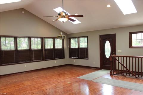 1920 Broad Ave NW, Canton, OH 44708 photo 10