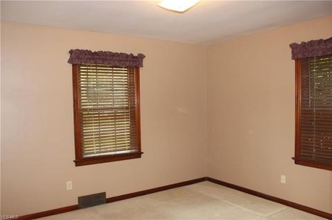 1920 Broad Ave NW, Canton, OH 44708 photo 15