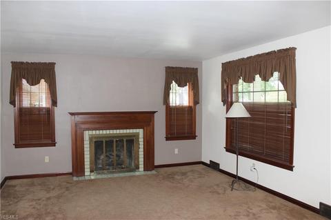 1920 Broad Ave NW, Canton, OH 44708 photo 3