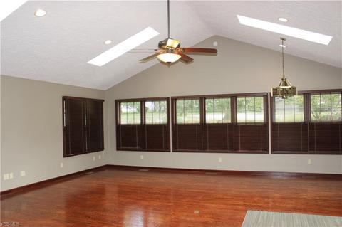 1920 Broad Ave NW, Canton, OH 44708 photo 12