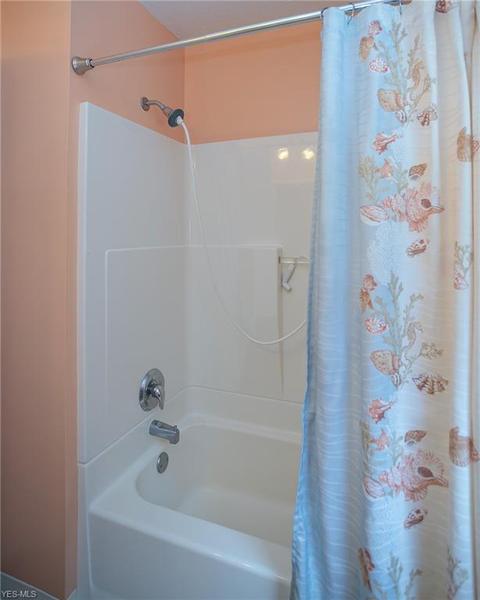7635 Key West Dr, Parma, OH 44134 photo 24