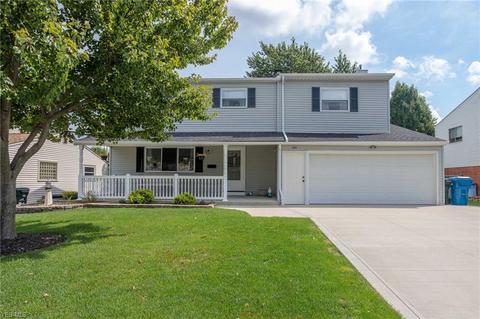 7635 Key West Dr, Parma, OH 44134 photo 1