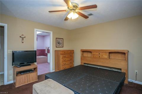 7635 Key West Dr, Parma, OH 44134 photo 18