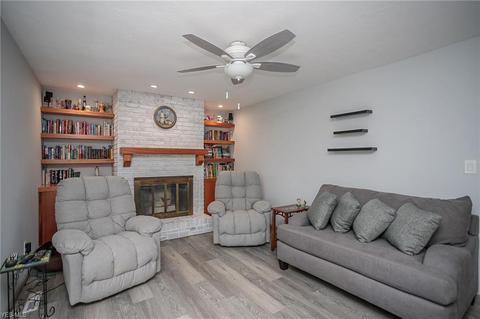 7635 Key West Dr, Parma, OH 44134 photo 14
