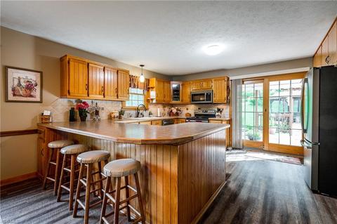 3994 Baum St SE, Canton, OH 44707 photo 12