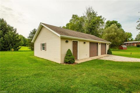 3994 Baum St SE, Canton, OH 44707 photo 3