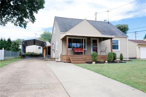 38 Hopewell Dr, Struthers, OH 44471 photo 2