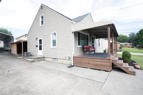 38 Hopewell Dr, Struthers, OH 44471 photo 3