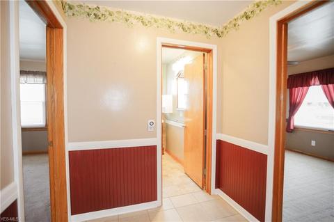 38 Hopewell Dr, Struthers, OH 44471 photo 11