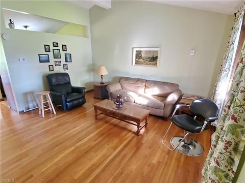 405 Windsor Dr, Elyria, OH 44035 photo 7