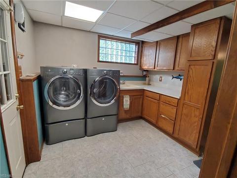 405 Windsor Dr, Elyria, OH 44035 photo 24