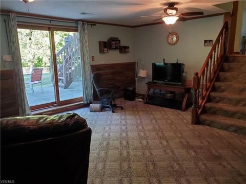 405 Windsor Dr, Elyria, OH 44035 photo 21