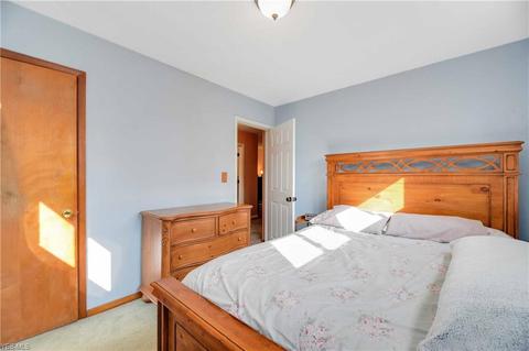 709 Clark St, Elyria, OH 44035 photo 15