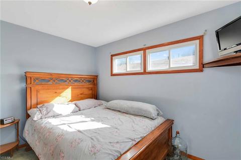 709 Clark St, Elyria, OH 44035 photo 14