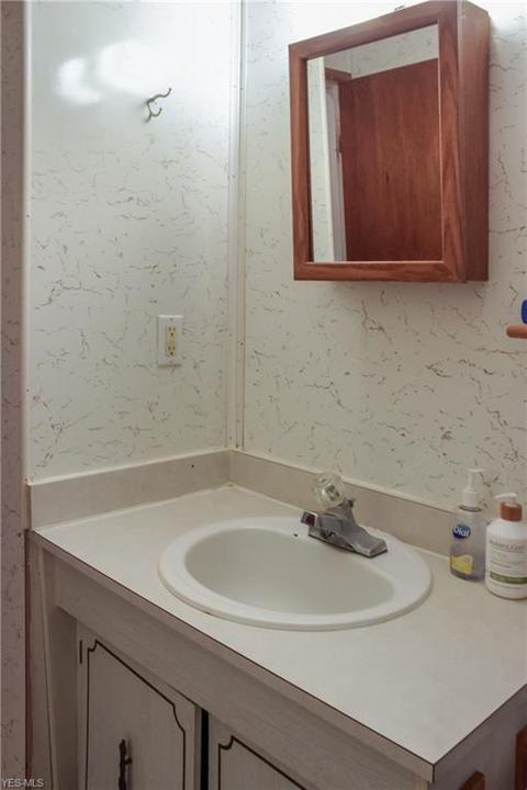 9067 Wilverne Dr, Windham, OH 44288 photo 20