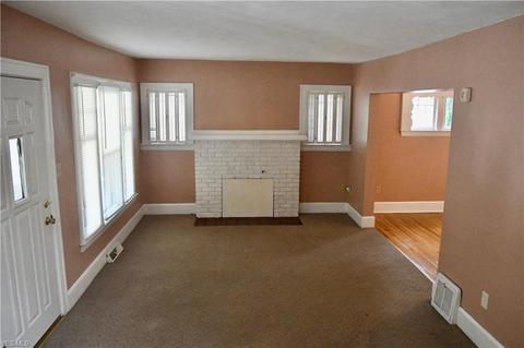 504 Lyndon Ave, Ashtabula, OH 44004 photo 6