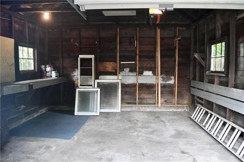 504 Lyndon Ave, Ashtabula, OH 44004 photo 4