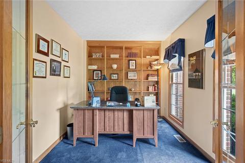 7201 Longview Dr, Solon, OH 44139 photo 4