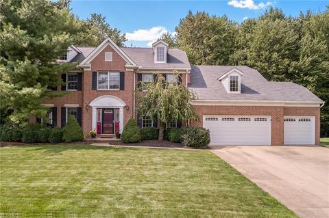 7201 Longview Dr, Solon, OH 44139 photo 1