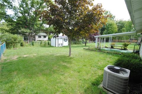 376 Wallace Dr, Berea, OH 44017 photo 17