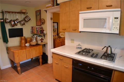 149 E 5th Ave, Berea, OH 44017 photo 14
