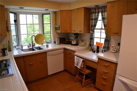 149 E 5th Ave, Berea, OH 44017 photo 10
