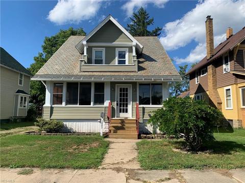 1803 E 46th St, Ashtabula, OH 44004 photo 1