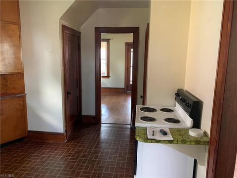 1803 E 46th St, Ashtabula, OH 44004 photo 7