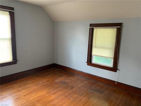1803 E 46th St, Ashtabula, OH 44004 photo 11