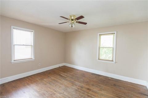 411 10 St, Elyria, OH 44035 photo 18