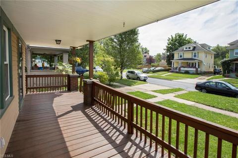 411 10 St, Elyria, OH 44035 photo 5