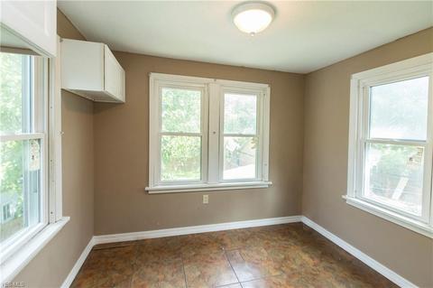 411 10 St, Elyria, OH 44035 photo 23