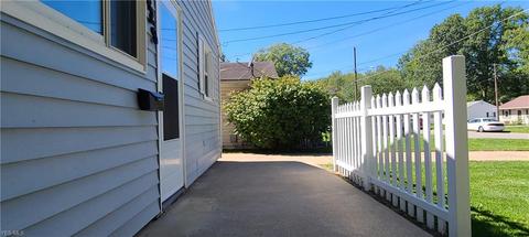 629 Case Ave, Elyria, OH 44035 photo 17