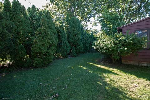 343 E 244th St, Euclid, OH 44123 photo 4
