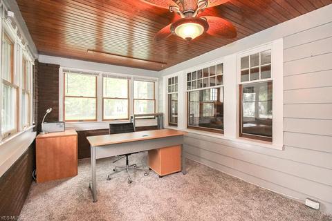 260 E Bridge St, Berea, OH 44017 photo 6