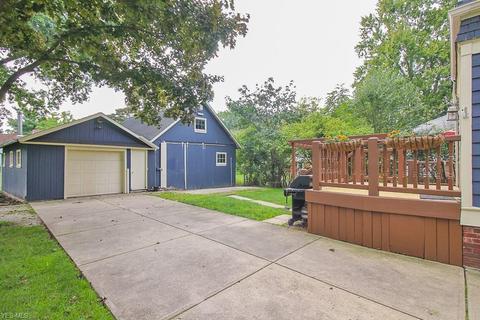 260 E Bridge St, Berea, OH 44017 photo 4