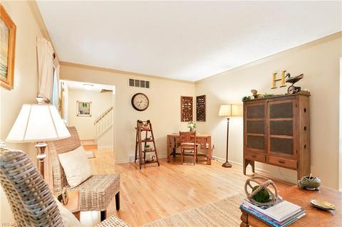 2115 Walnut Blvd, Ashtabula, OH 44004 photo 7