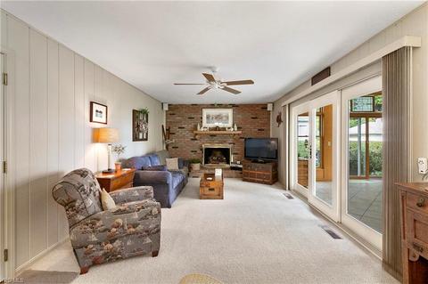 2115 Walnut Blvd, Ashtabula, OH 44004 photo 8
