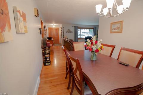 361 Hamilton Cir, Elyria, OH 44035 photo 6