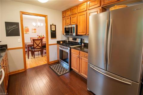 361 Hamilton Cir, Elyria, OH 44035 photo 11