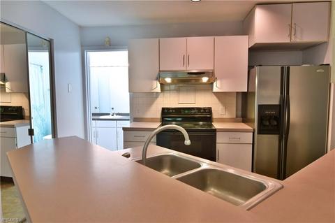 1233 Red Tail Hawk Ct #6, Youngstown, OH 44512 photo 19