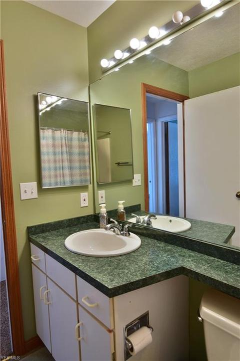 1233 Red Tail Hawk Ct #6, Youngstown, OH 44512 photo 30