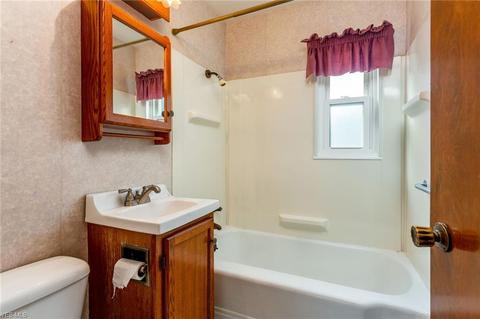 611 Cornell Ave, Elyria, OH 44035 photo 20