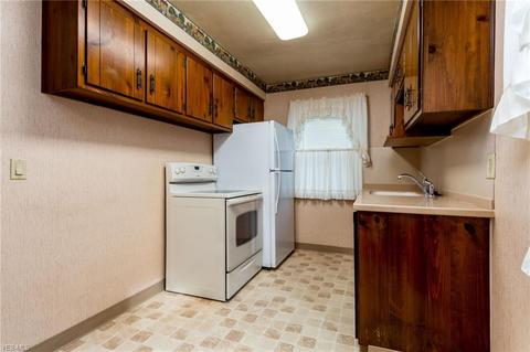611 Cornell Ave, Elyria, OH 44035 photo 5