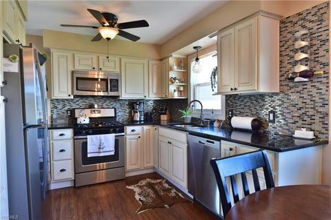 1025 Garfield St, Struthers, OH 44471 photo 12