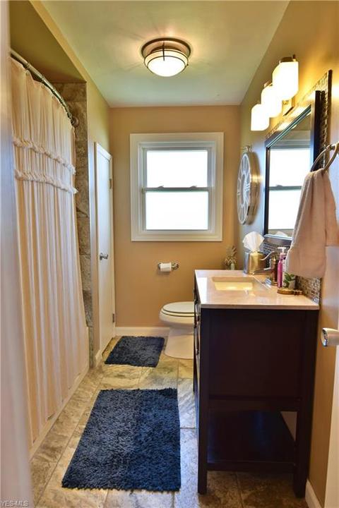 1025 Garfield St, Struthers, OH 44471 photo 15